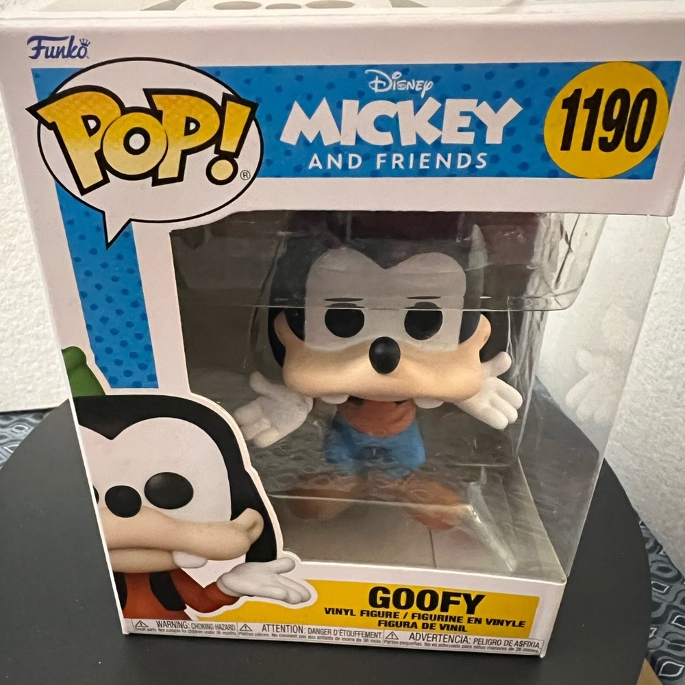 Funko POP Disney Goofy Character Vinyl Figure #1190